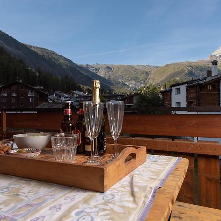 Chez Nous Zermatt Apartment Exterior photo
