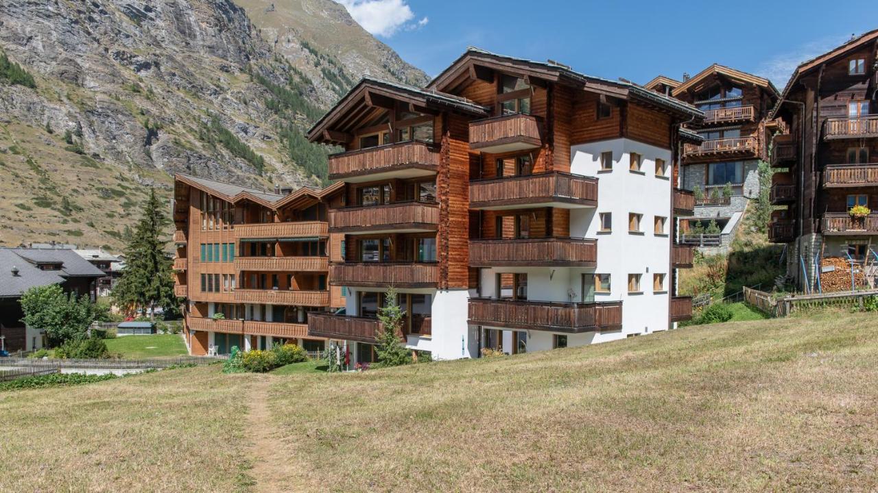 Chez Nous Zermatt Apartment Exterior photo