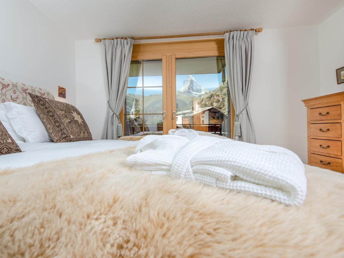 Chez Nous Zermatt Apartment Exterior photo